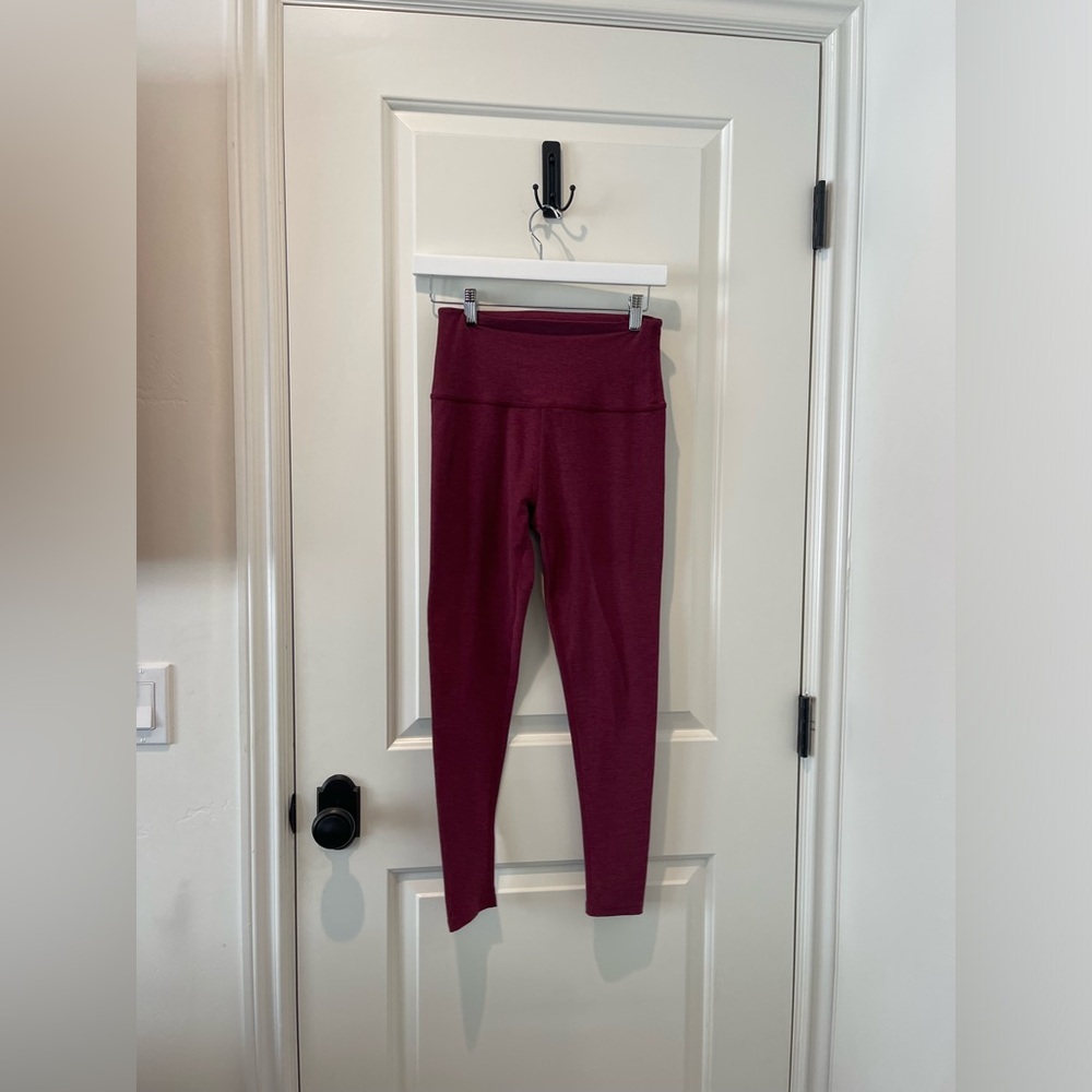 BEYONDYOGA maroon leggings